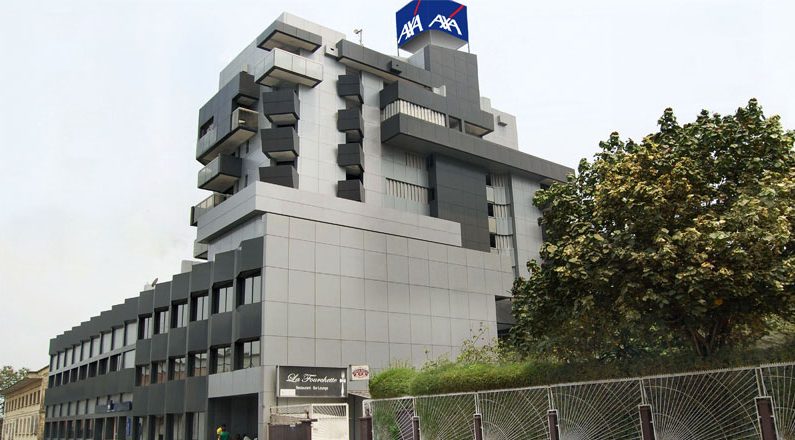 AXA